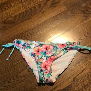 bikini bottoms in great condition